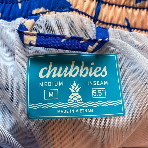 NWT Chubbies The Weekend Kings 5.5” Swim Trunks: Size Medium - Picture 7 of 8